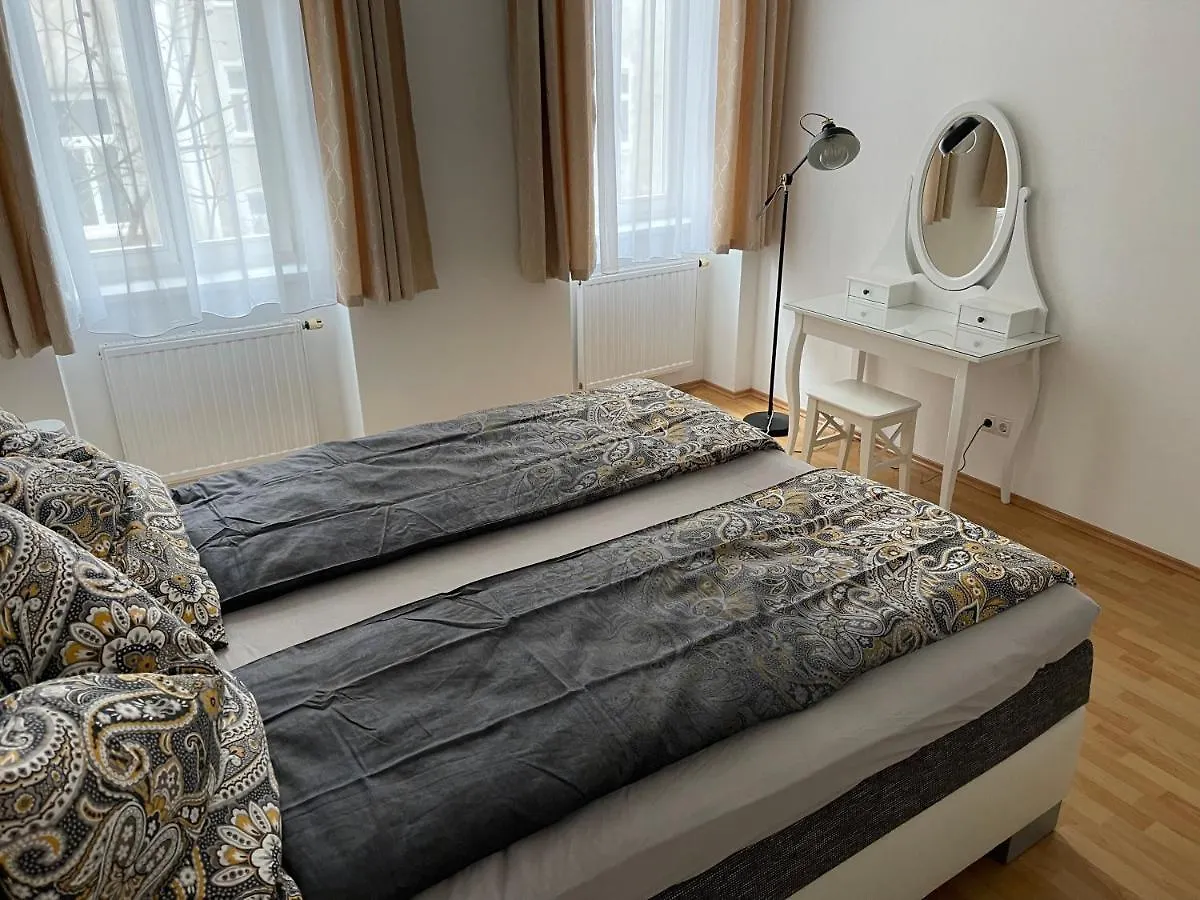 Apartamento Gesamte Unterkunft für 4 Personen Top 8 Viena Austria